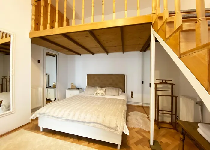 Piata Sfatului Brassai Apartment Brasov